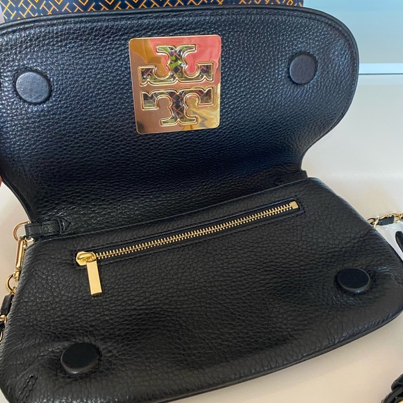 🍀🌸NEW🌸Tory Burch Crossbody bag/shoulder bag/XL clutch/black/leather - Picture 5 of 12